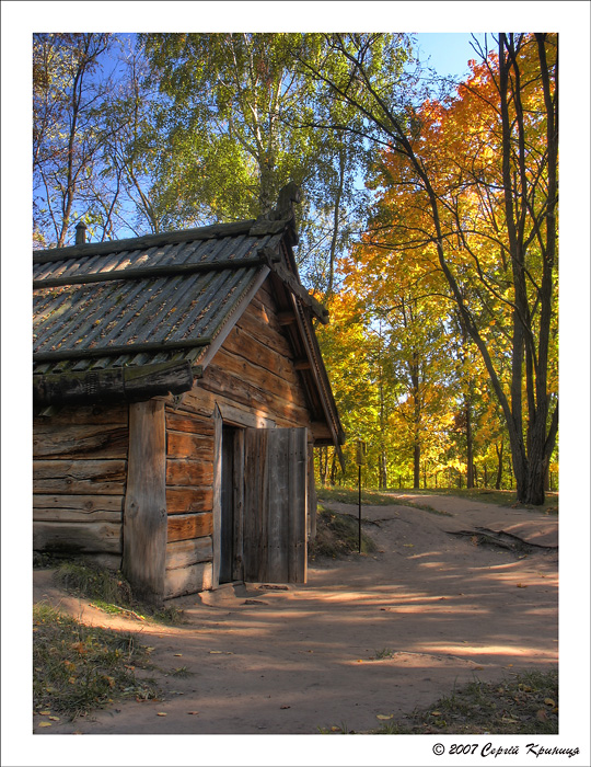 2008 р. Чільний фасад в ракурсі