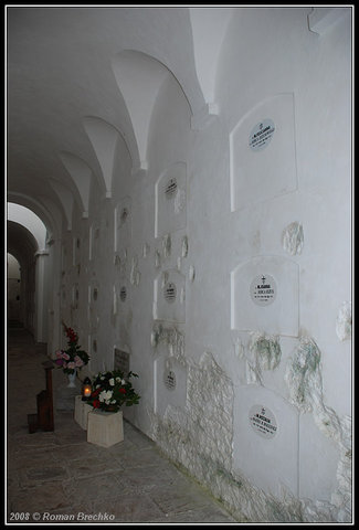 2008 р. Інтер’єр усипальниці