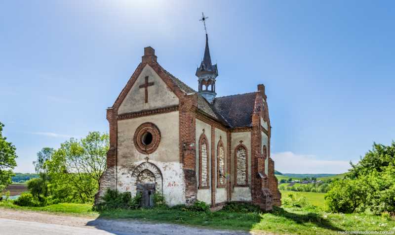 Фото Максима Рітуса, опубліковано 13.01.2019 р. Костел орієнтація вівтаря… Каплиця