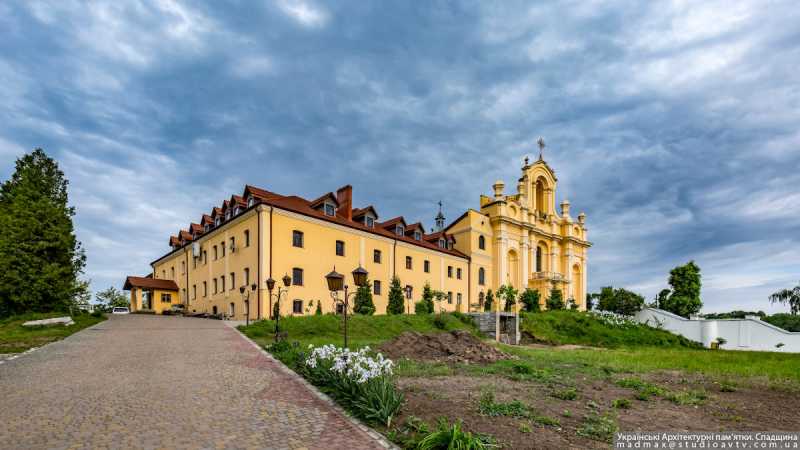 Фото Максима Рітуса, опубліковано 19.02.2019 р. Костел 17 – 18 ст. [Постанова… Кляштор кармелітів