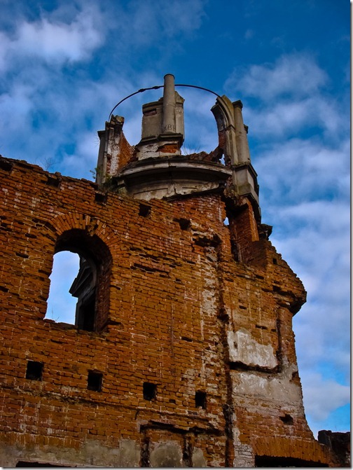 2010 р. Фрагмент фасаду і башти