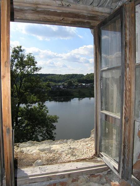 Вікно 2-го поверху (відкрите)