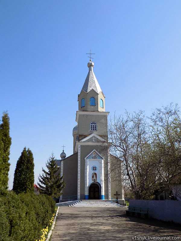 Фото v1snyk (4.09.2018 р.) ua-travels.livejournal.com Церква [Гульдман В.К.… Церква Покрови