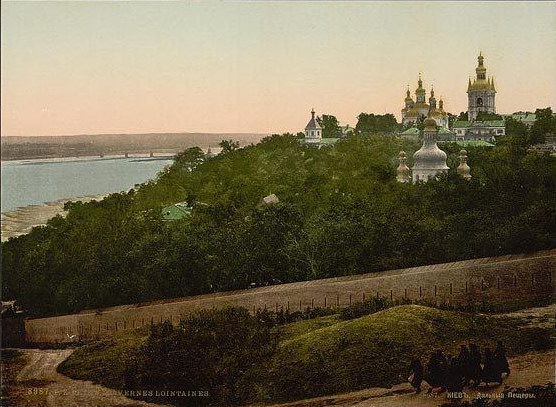 Поч. 20 ст. Ближні і Дальні печери.…