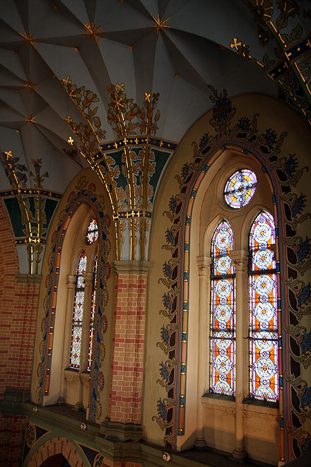 2008 р. Інтер’єр хорів