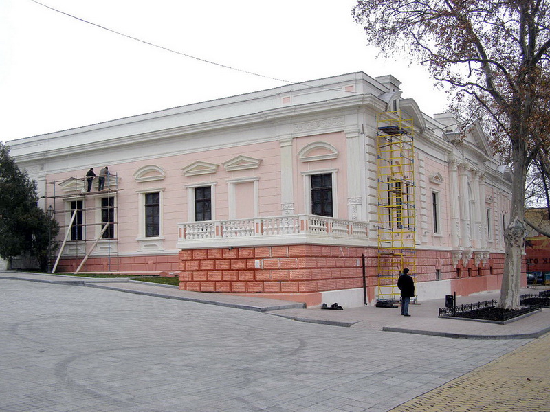 Музей Морського флоту, вул. Ланжеронівська, 6 – колишній особняк Англійського… Музей Морського флоту