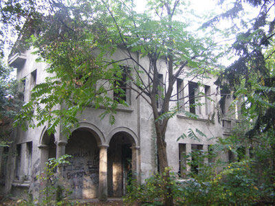 Дача М.С.Хрущова (у парку Нивки)