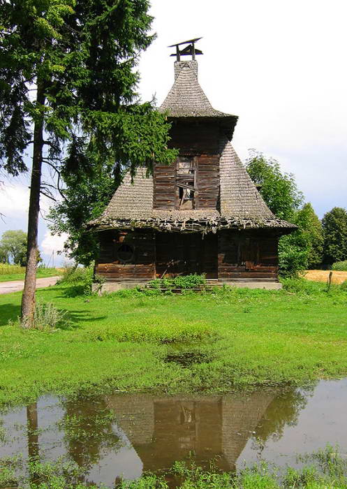 2011 р. Дерев’яні скарби України під…