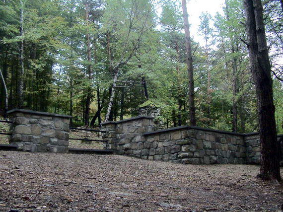 Воєнний цвинтар № 65