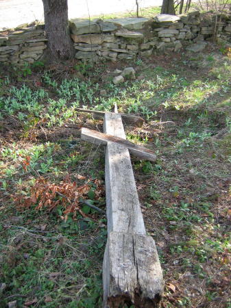 [2003..2006 р.] Повалений хрест