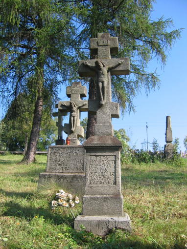 [2003..2006 р.] Два надгробки