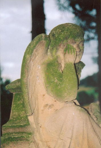 [2003..2006 р.] Фрагмент надгробку