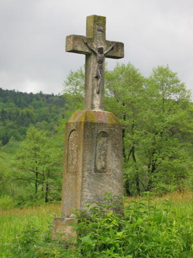 [2003..2006 р.] Хрест при дорозі з…