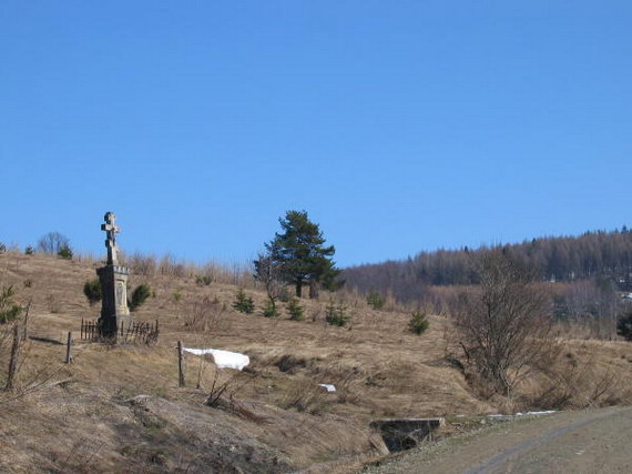 [2003..2006 р.] Хрест при дорозі на…