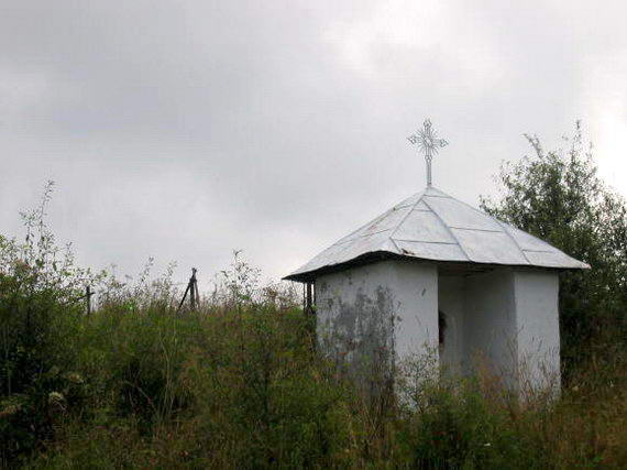 [2003..2006 р.] Каплиця при дорозі до…