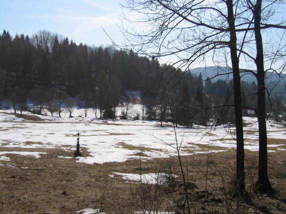 [2003..2006 р.] Вид на долину з цвинтаря