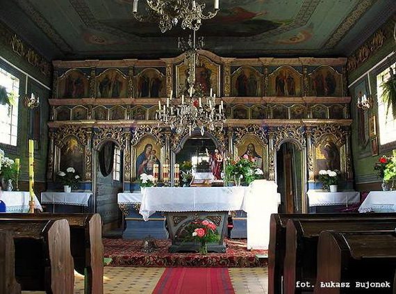 Інтер’єр з видном на іконостас