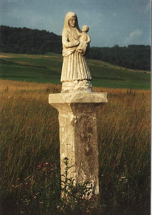 1996 р. Фігура богородиці