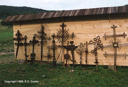 Хрести із церков, зруйнованих після…