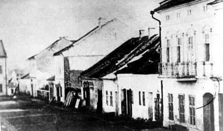 [Кін. 19 ст.] Південний бік площі