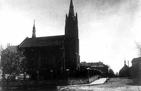 Костел францисканців