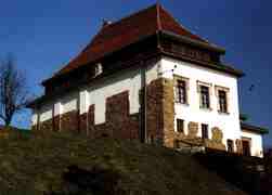 Двір Карвацянів