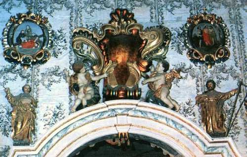 Фрагмент прикрас костелу