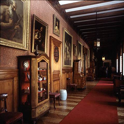 [2006 р.] Східний (Червоний) коридор