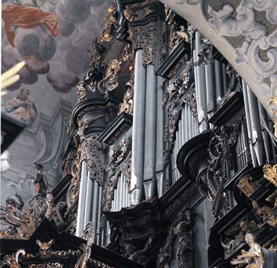 [2006 р.] Орган у костелі