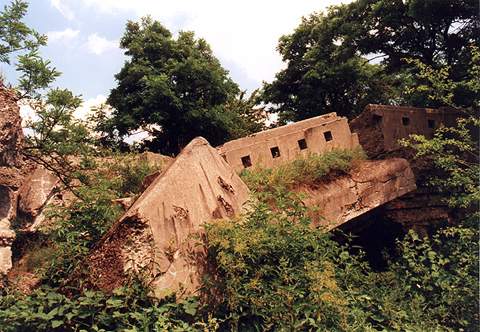 [2006 р.] Двір форту