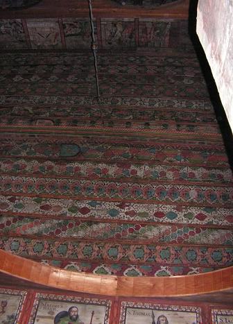 [2006 р.] Орнаментальний розпис стелі