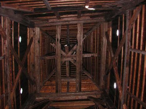 [2006 р.] Інтер’єр дзвіниці