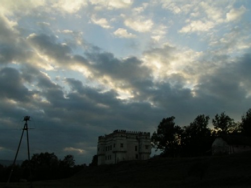 [2006 р.] Вид на тлі закату