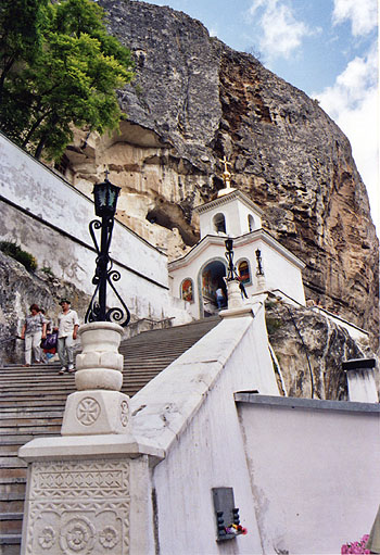 2004 р. Загальний вигляд сходів і…