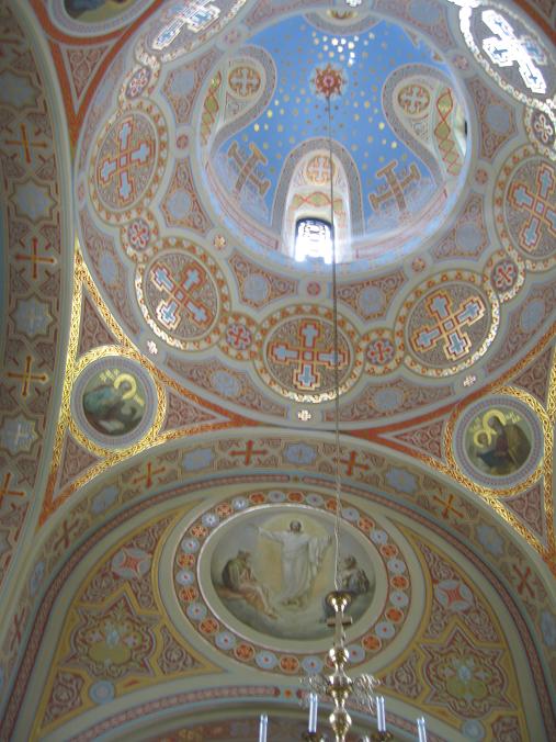 2005 р. Інтер’єр купола