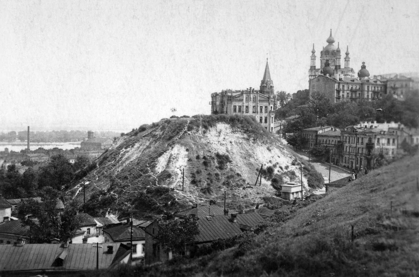 1915 р. Вигляд із заходу