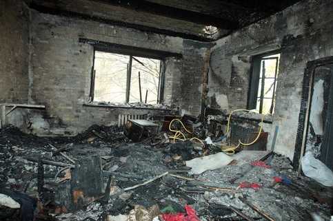 2008 р. Інтер’єр прибудови після пожежі