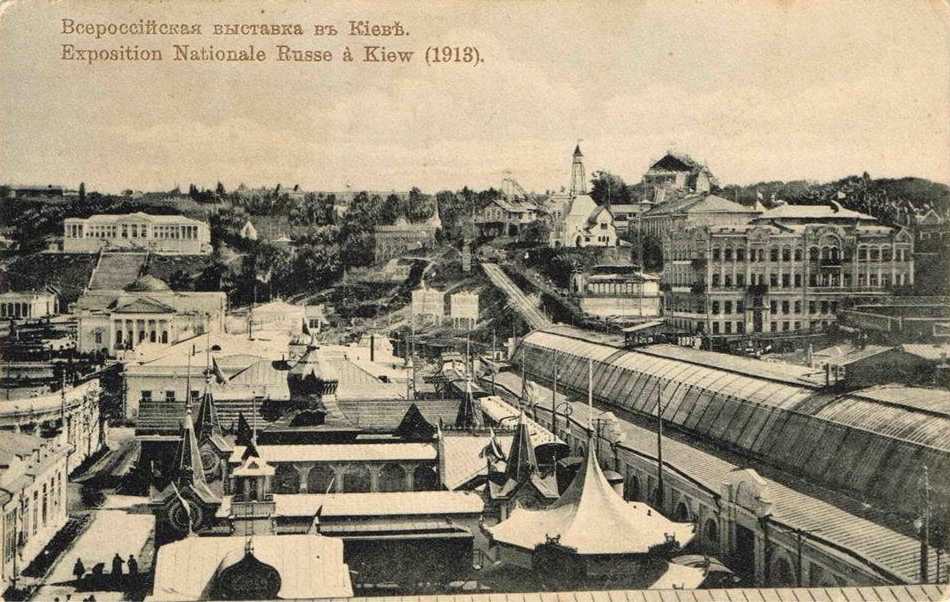 Панорама від входу