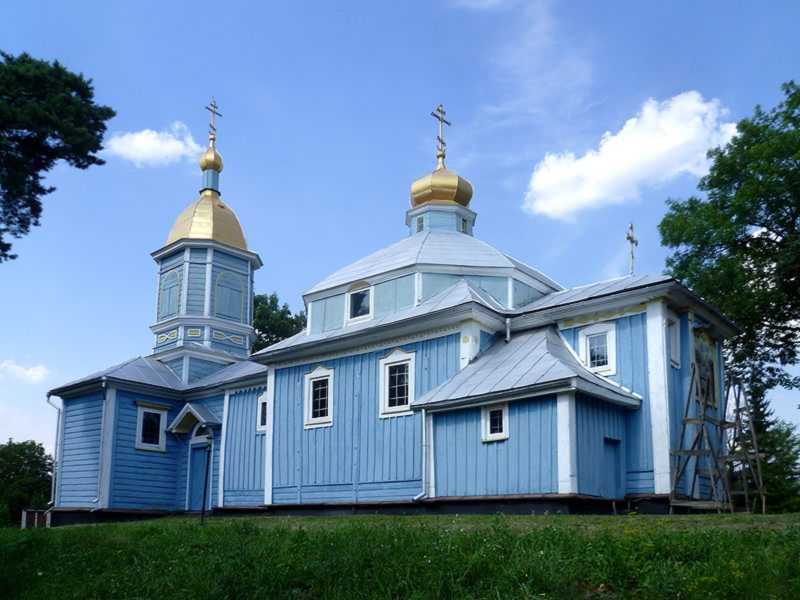 Фото Вячеслава Галієвського 4 серпня 2014 р. з сайту commons.wikimedia.org … Церква Успіння