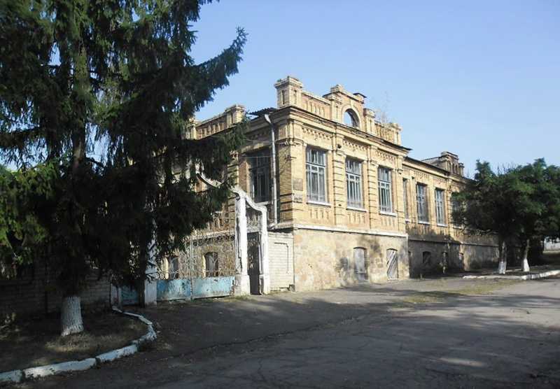 Фото Олени Корженевської 27 вересня 2017 р. з сайту commons.wikimedia.org На… Земське училище