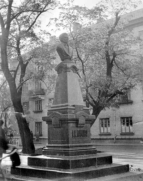 Вигляд справа