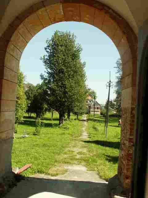 2008 р. Перспектива від палацу в бік…