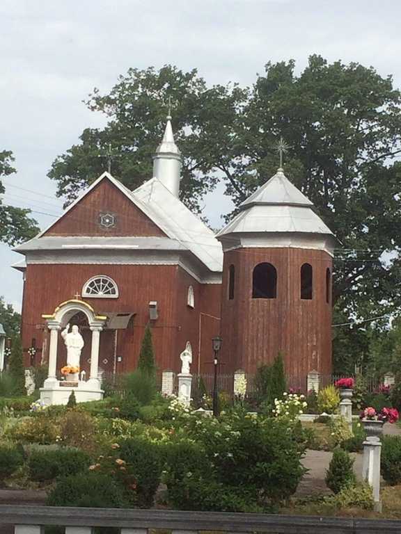 Фото 10 липня 2022 р. з сайту commons.wikimedia.org Дерев’яна церква… Церква св.Миколи