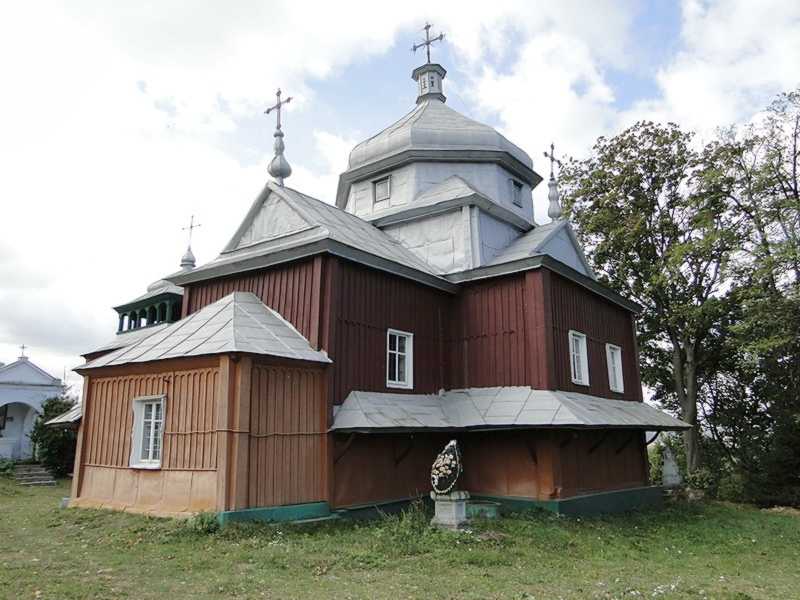 Фото Олега Шкрумиди 18 вересня 2019 р. з сайту commons.wikimedia.org … Церква св.Трійці