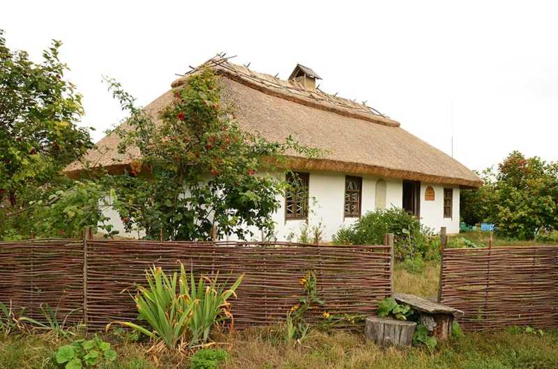 Фото 12 вересня 2015 р. з сайту commons.wikimedia.org Садиба І. Козловського… Садиба І. Козловського