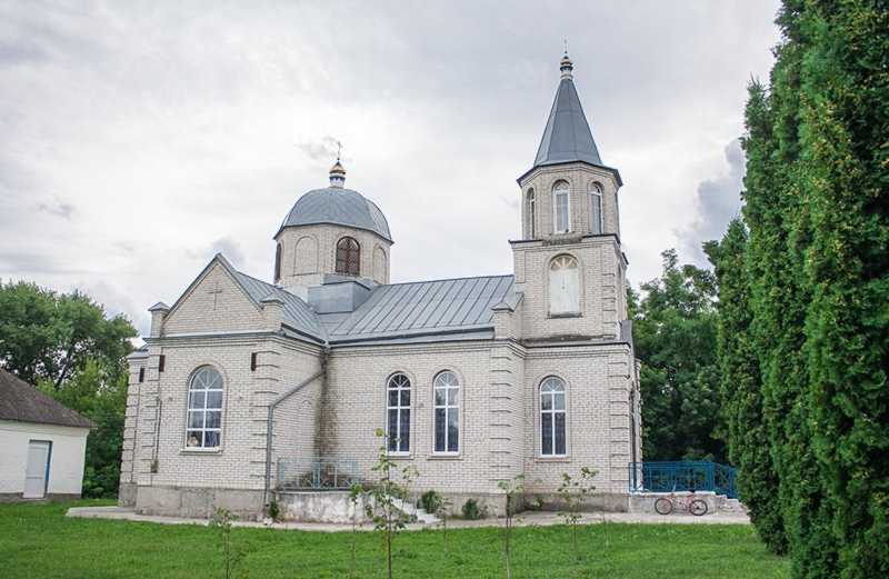 Фото 4 серпня 2021 р. з сайту uk.wikipedia.org Дерев’яна церква 1767 р.… Церква св.Іоана Богослова