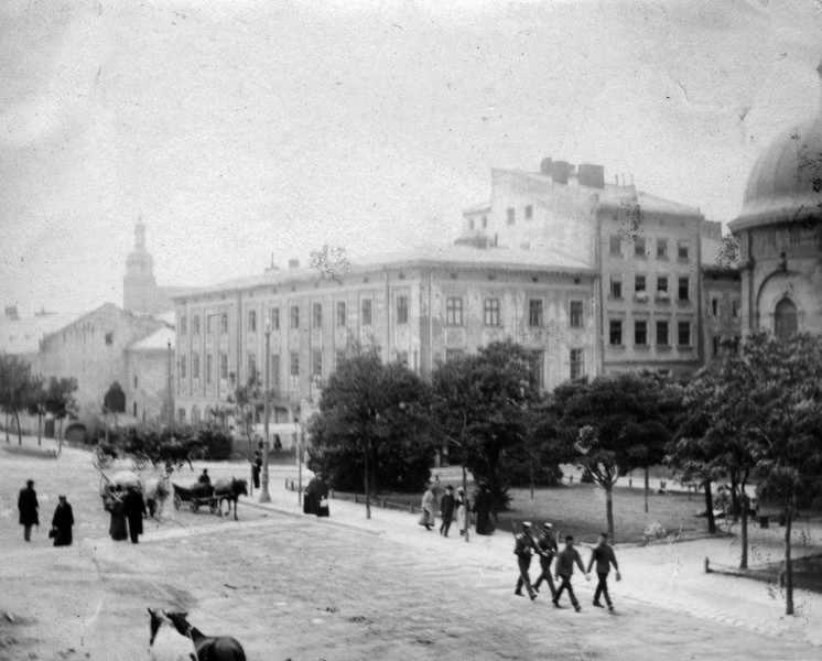 Кін. 19 ст. Панорама вул. Підвальної