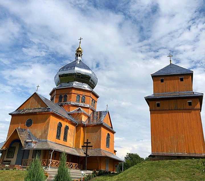 Фото Зеновія Боровця з сайту facebook.com, опубліковане 24 серпня 2025 р. … Церква Преображення