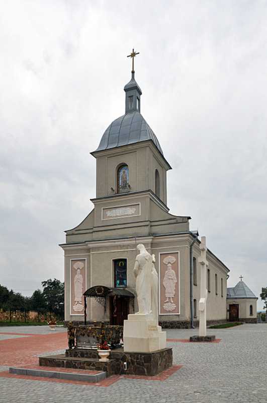 Церква св. Дмитра