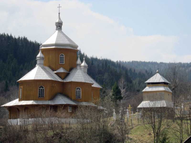 Фото Івана Петрущака 17 квітня 2011 р. з сайту decerkva.org.ua Церква Покрови… Церква Покрови